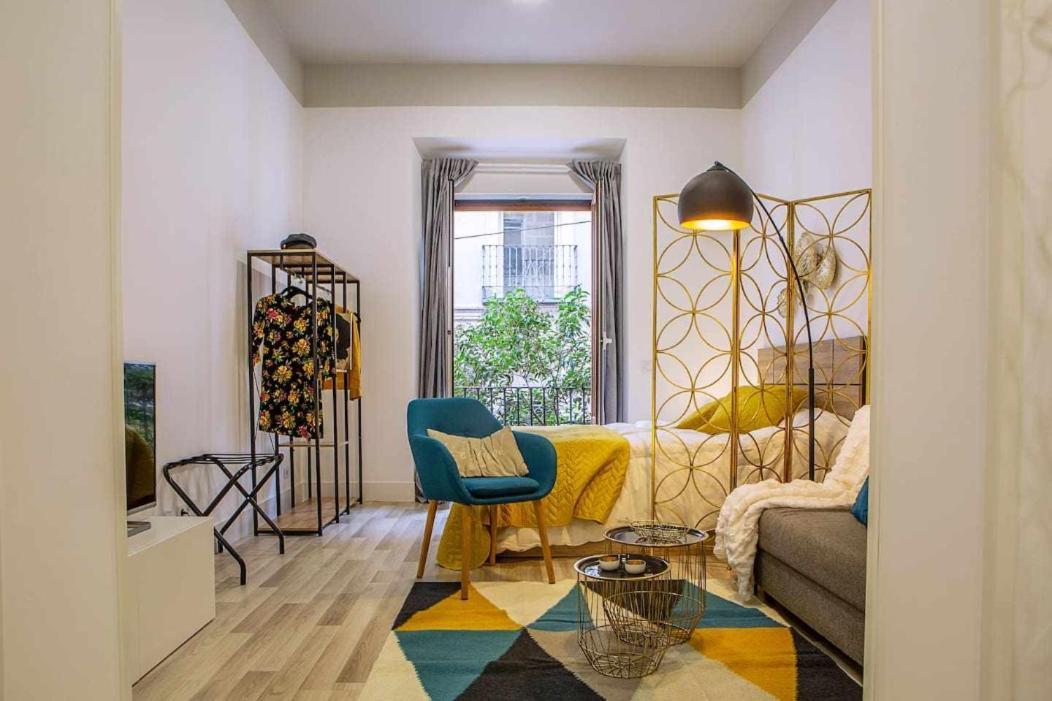 Calle Huertas Corazon By Regalateمدريد المظهر الخارجي الصورة