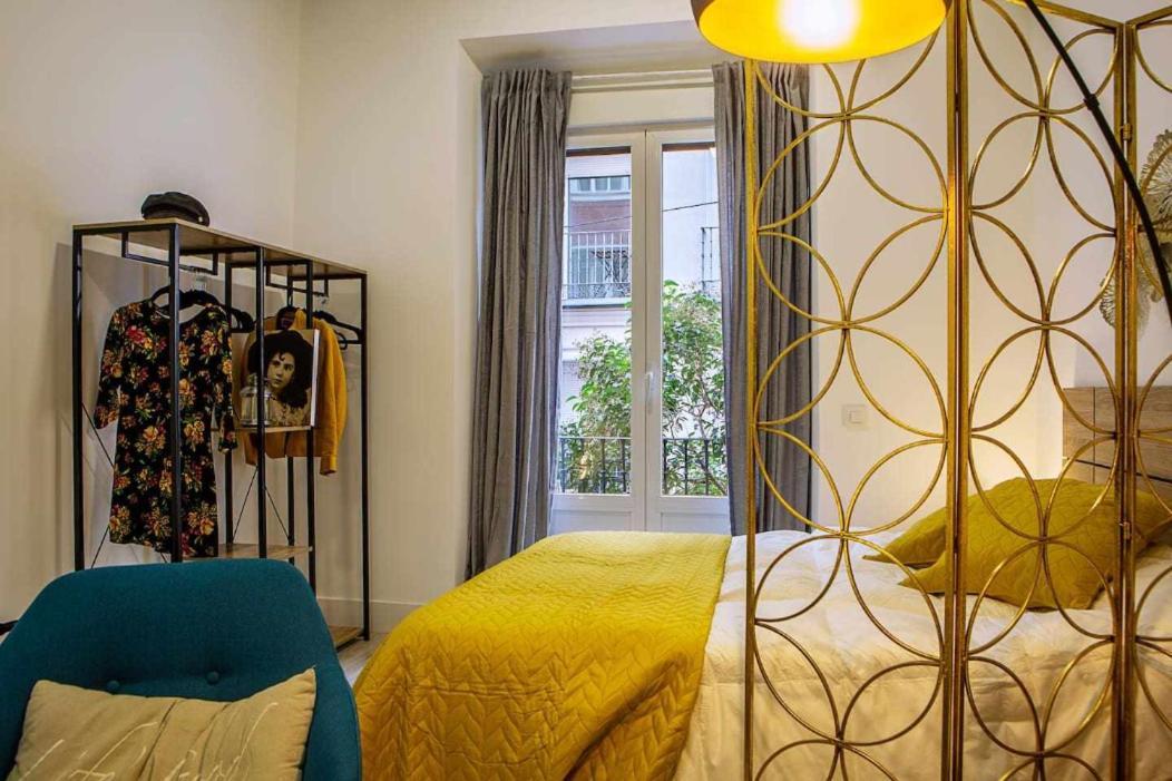 Calle Huertas Corazon By Regalateمدريد المظهر الخارجي الصورة