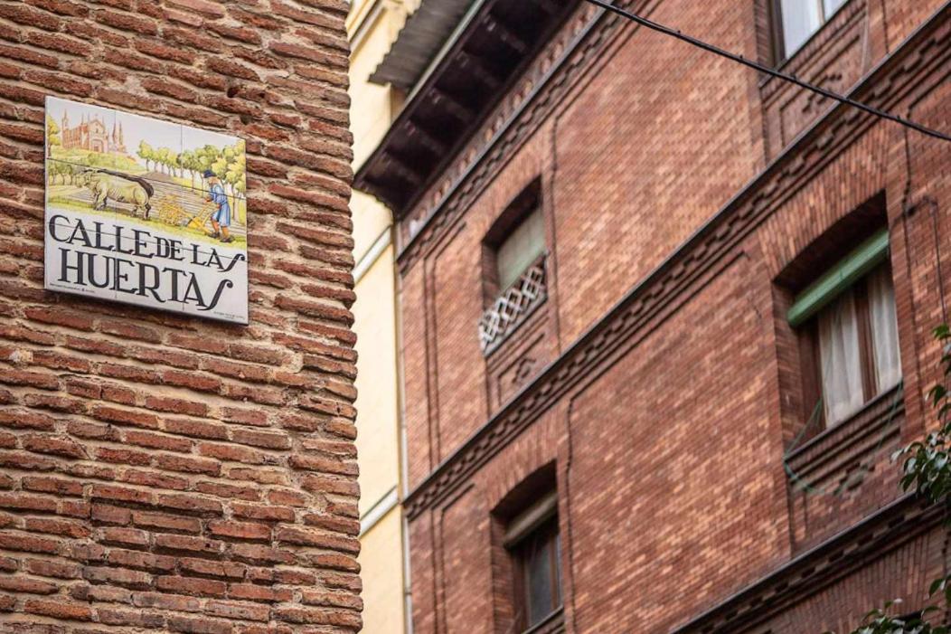 Calle Huertas Corazon By Regalateمدريد المظهر الخارجي الصورة